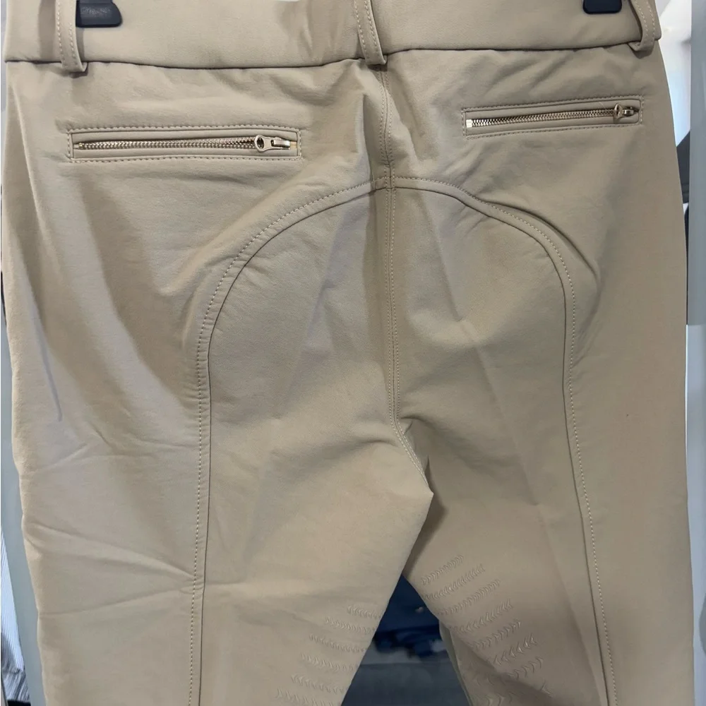 EQUO NWOT Performance Fit Breech With Actuve Grip. Size 28 - Picture 4 of 6